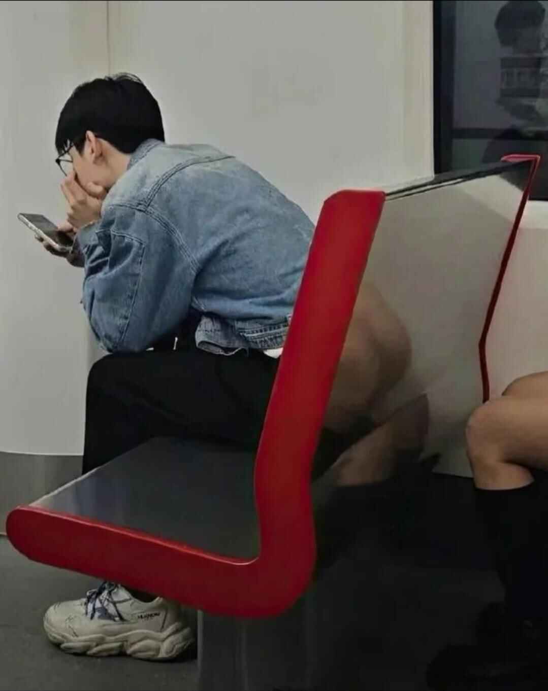 train.jpg