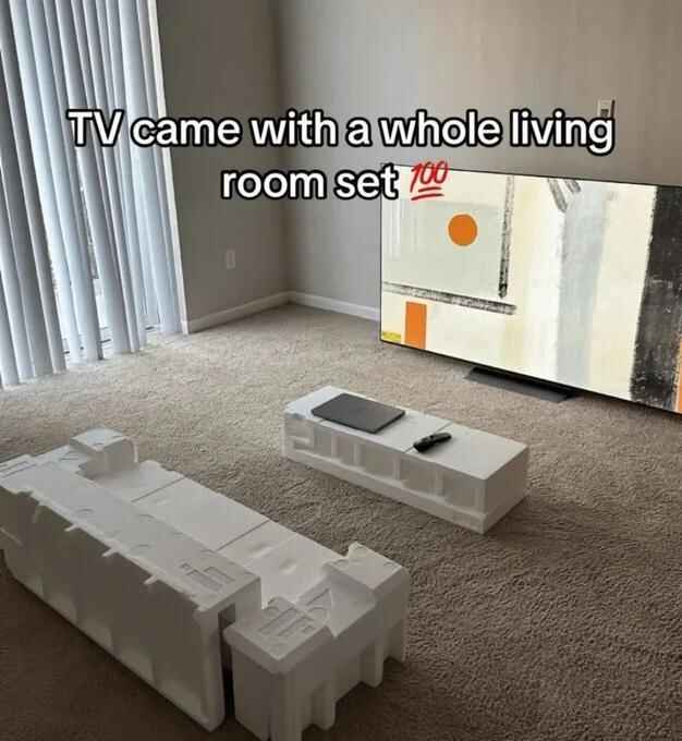 tv.jpg
